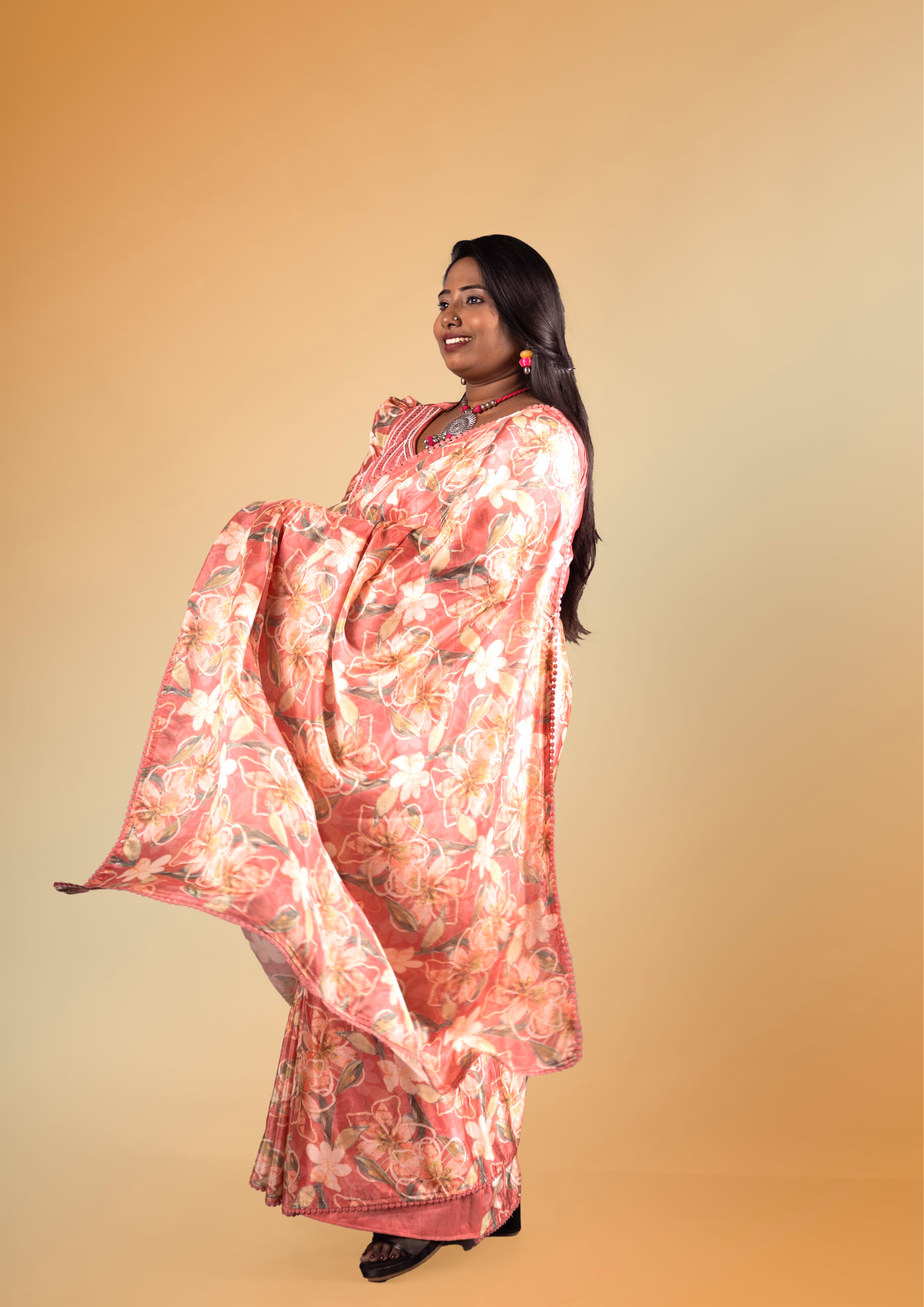 Floral Bliss Pink Peach Chiffon Saree with Embellished Blouse - Image 4